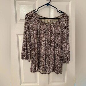 Women’s Dress Shirt.